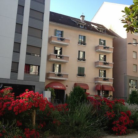 Hebe Hotel Annecy Bagian luar foto