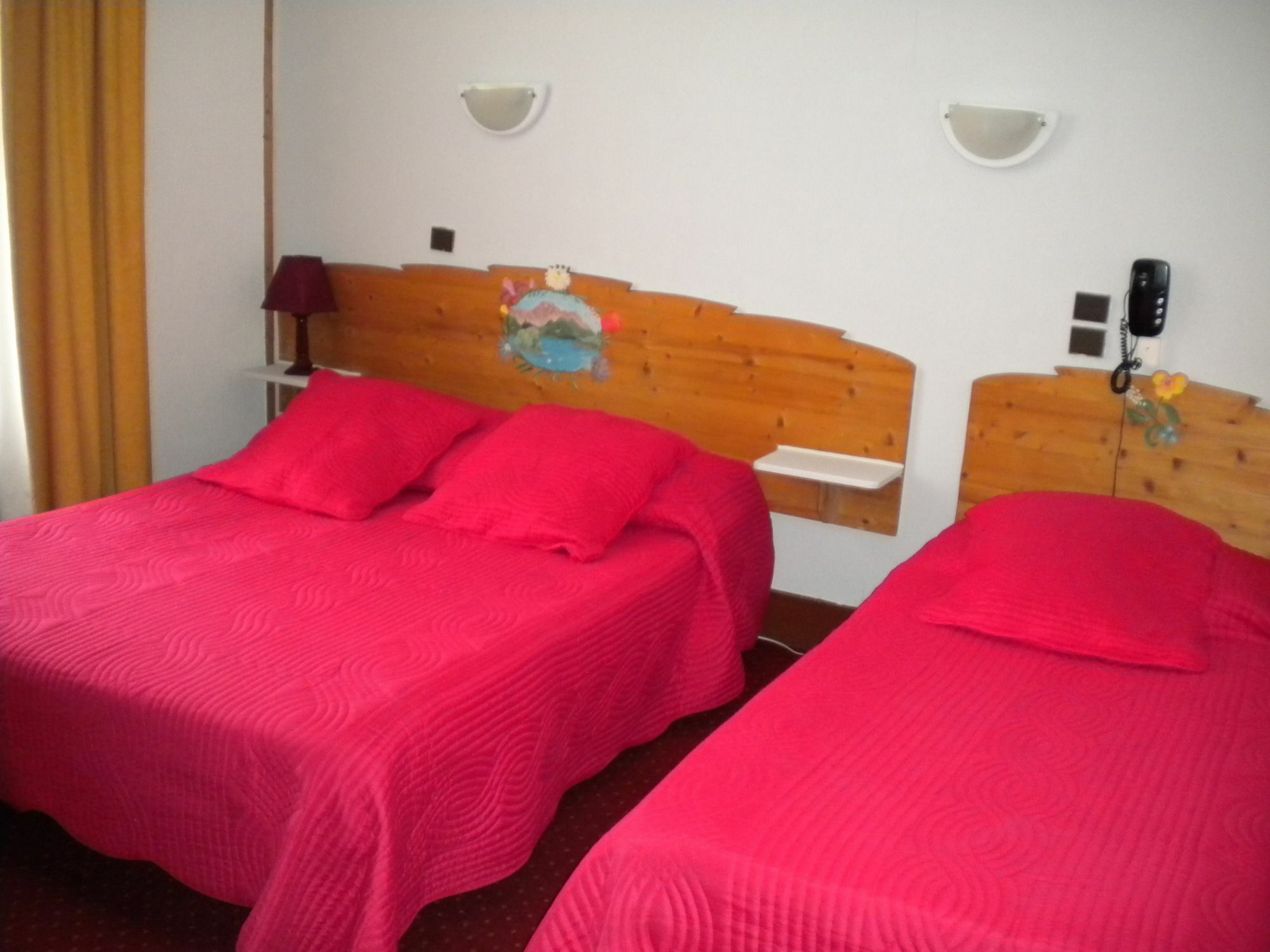 Hebe Hotel Annecy Bagian luar foto